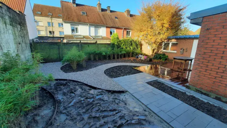 Création d’un jardin aux courbes minérales et végétales